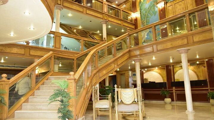 2 Nights Nile cruise from Aswan to Luxor&Abu Simbel And Balloon