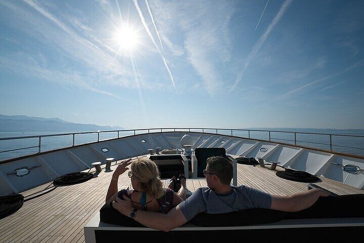 3 Night Nile Cruise from Luxor to Aswan with Sunrise Hot Air Balloon Ride
