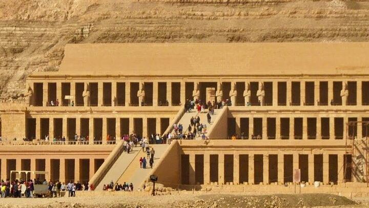4-day Aswan to Luxor Nile Cruise with Balloon Flight