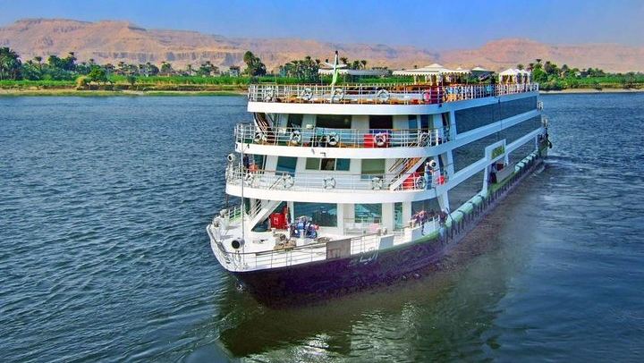 4 nights Luxor to Aswan Nile Cruise with Abu Simbel & Air Balloon