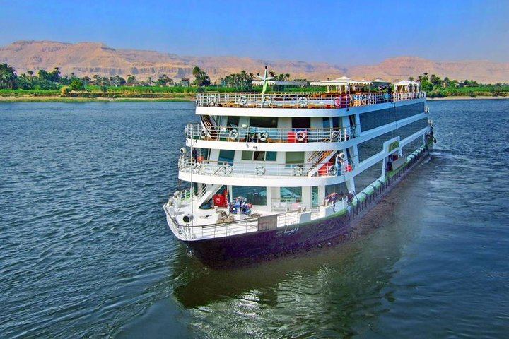 4 nights Luxor to Aswan Nile Cruise with Abu Simbel & Air Balloon