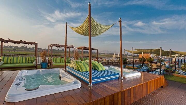 5-Day Luxor and Aswan Nile Cruise with Abu Simbel and Hot Air Balloon