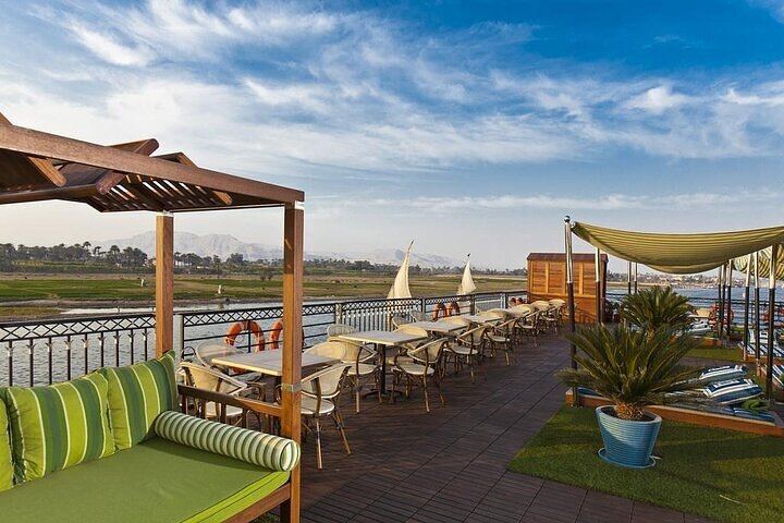 5 Day Nile Cruise Luxor and Aswan Hot Air Balloon with Abu Simbel