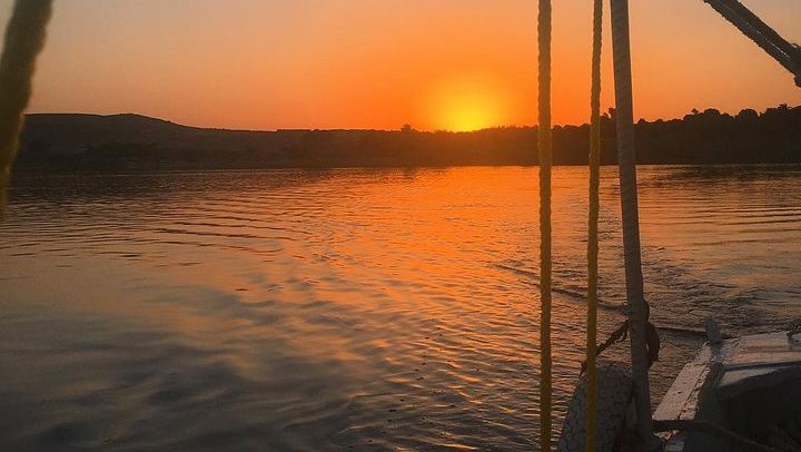 Crucero de 4 noches por el Nilo, de Luxor a Asuán, con vuelo en globo y visita a Abu Simbel (2/12)