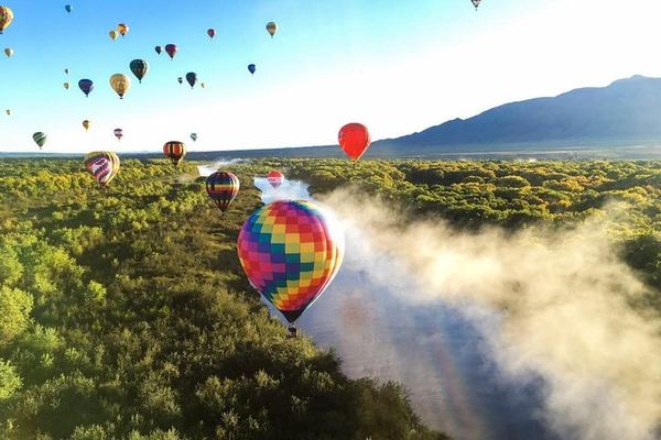 Albuquerque Sunrise Balloon Ride in a Basket of 8 to 12