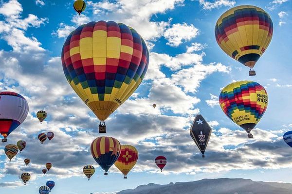 Albuquerque Sunrise Balloon Flight over the Rio Grande Valley