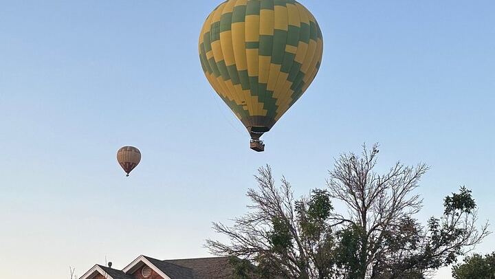 Albuquerque's Balloon Festival Aerogelic Ballooning