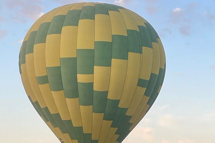 Albuquerque's Balloon Festival Aerogelic Ballooning