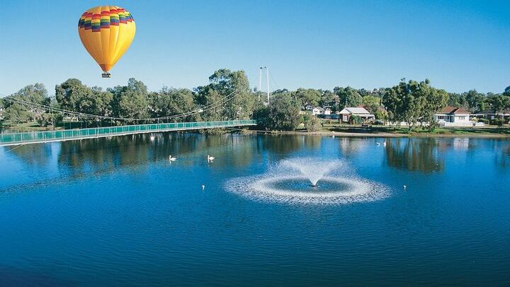 Avon Valley Hot Air Balloon Flight with Breakfast