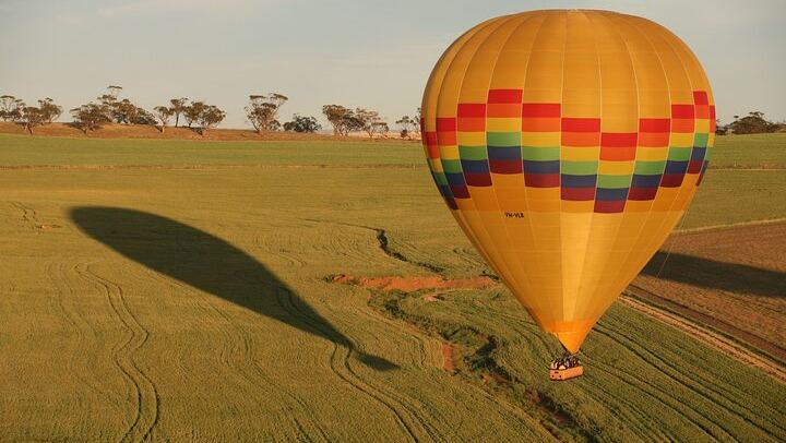 Avon Valley Hot Air Balloon Flight with Breakfast