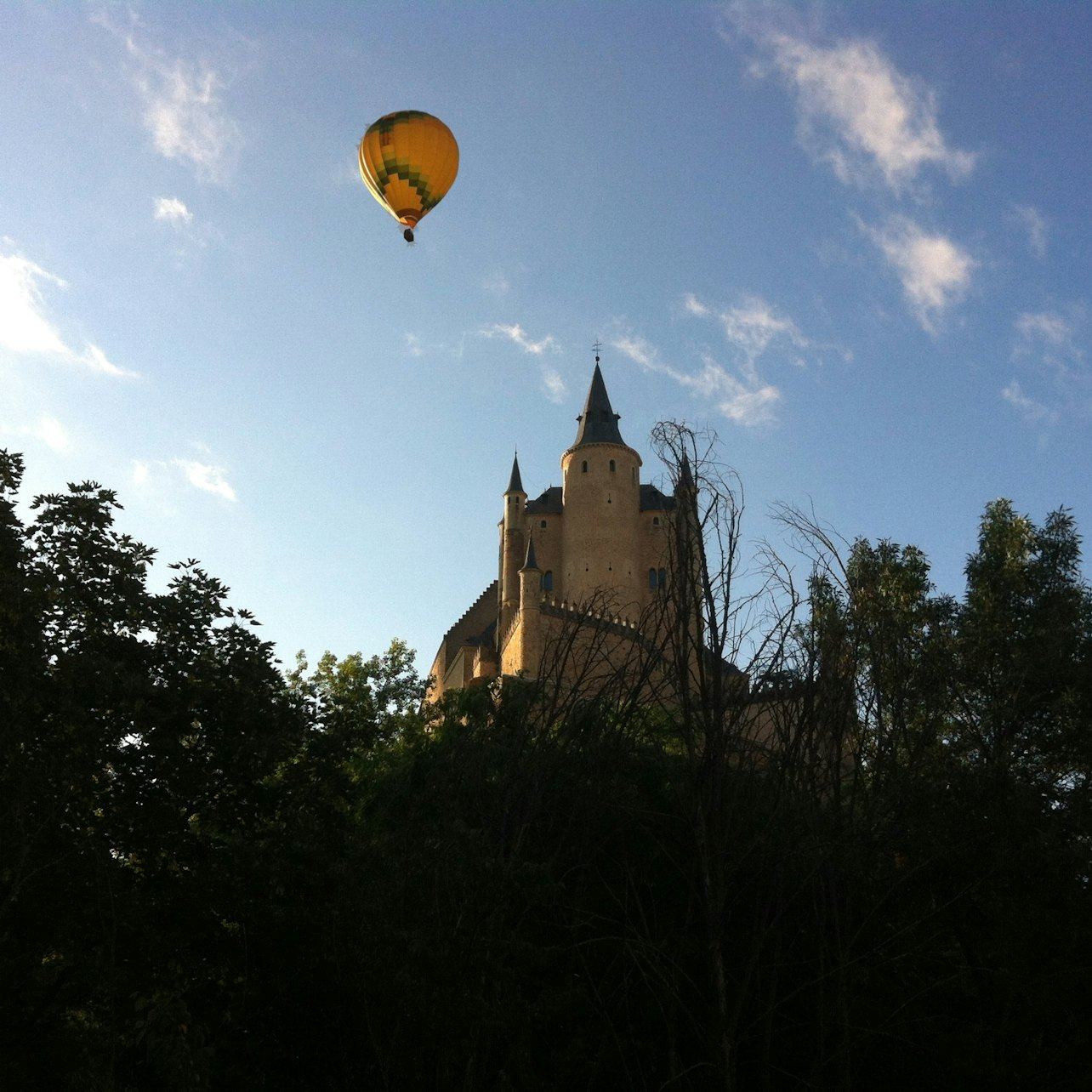 Segovia Hot Air Balloon Flight with Madrid Hotel Pickup