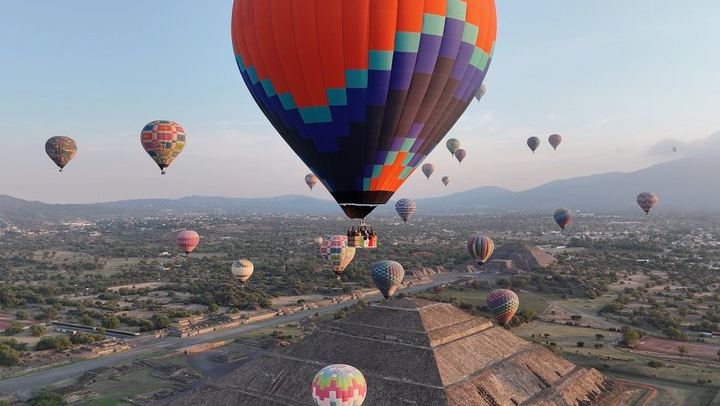 Balloon Flight | Pick up CDMX | Breakfast in Cave | Pyramids