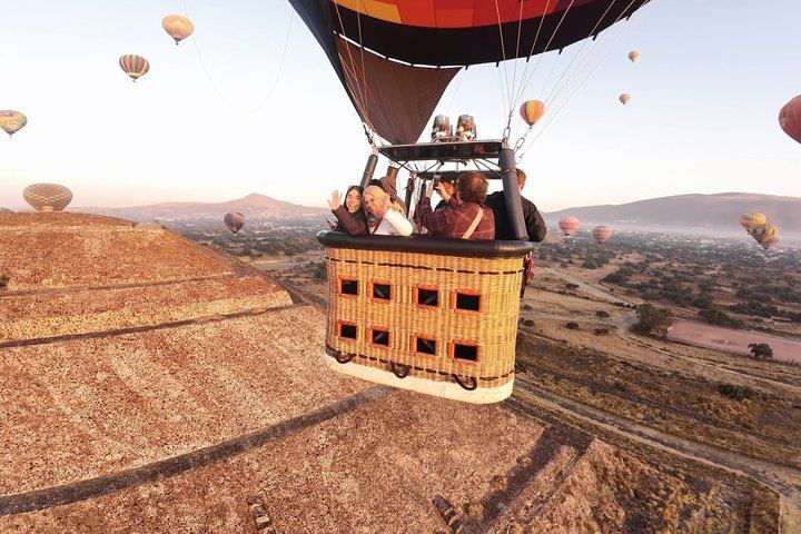 Balloon Flight | Pick up CDMX | Breakfast in Cave | Pyramids