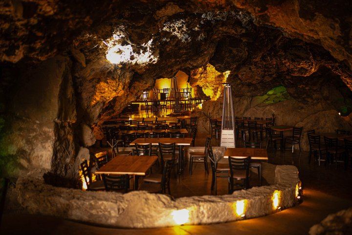 Balloon flight + pick up in CDMX + Breakfast in Cave + Teotihuacan