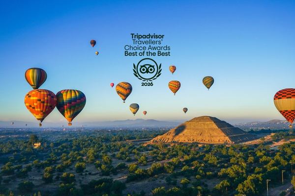 Teotihuacan Balloon Flight, Ancestral Cave Breakfast and Pyramids