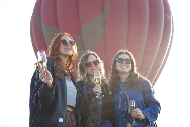 Balloon flight with breakfast in Cave and Pyramids tour from CDMX