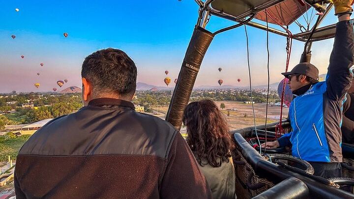 Balloon Flight with Teotihuacan & Guadalupe Shrine Full day Tour