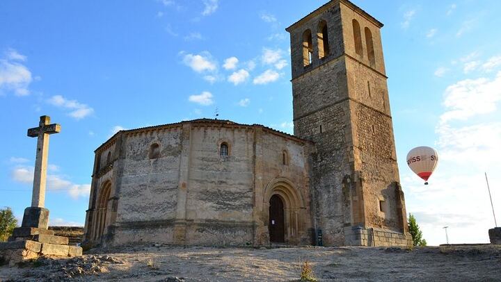 Balloon ride in Segovia with optional transportation from Madrid