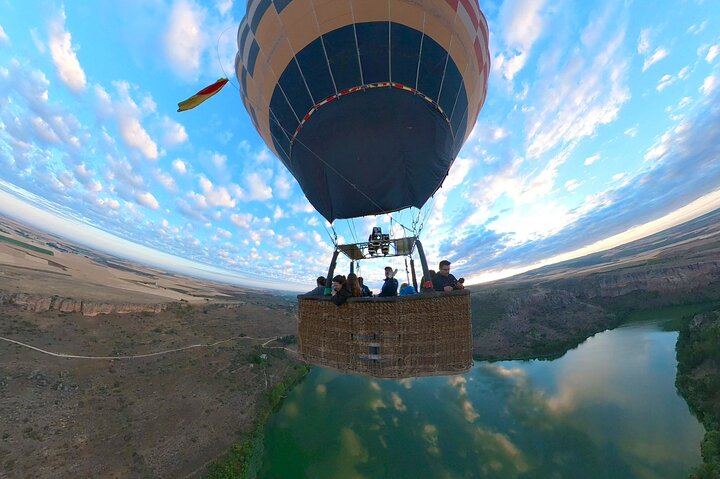 Balloon ride in Segovia with optional transportation from Madrid