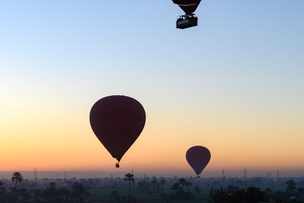 Luxor balloon rides in winter: how to pick among two dozen
