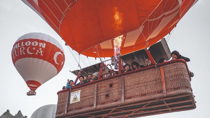 #BalloonTurca
#Cappadociaballoonriding
#HotairBalloon