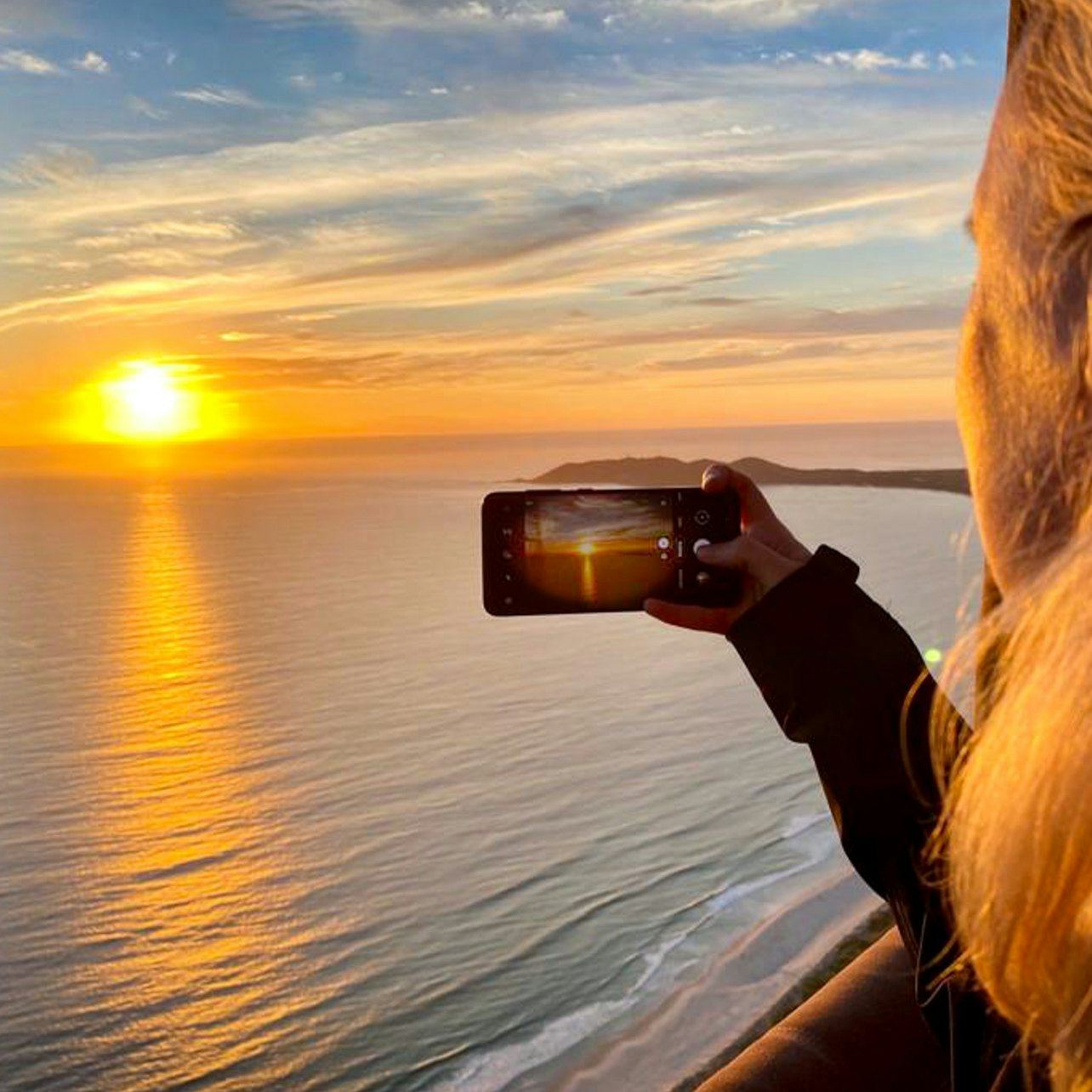 Byron Bay Sunrise Hot Air Balloon Flight with Breakfast
