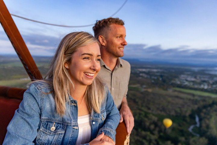 Cairns Classic Hot Air Balloon Ochre
