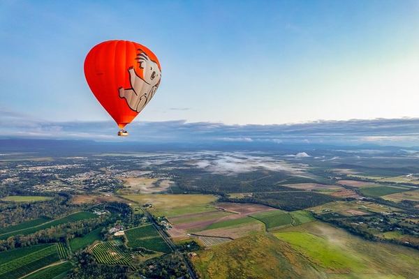 Cairns Balloon Flight with a Three Course Lunch at Ochre