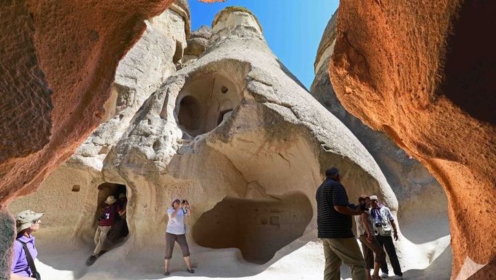 Cappadocia Dream: 2-Days Tour from Istanbul & Balloon Ride Option