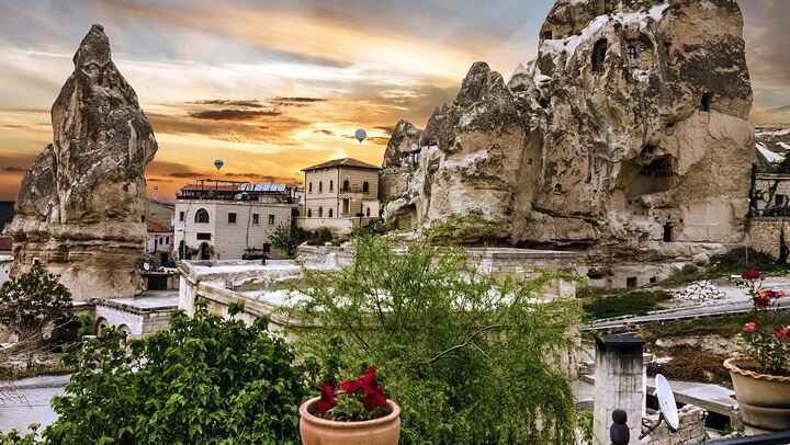 Zwei Tage Cappadokien-Tour ab Istanbul mit Besuch einer unterirdischen Stadt (1/12)