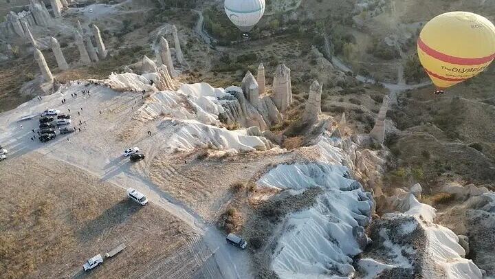 Cappadocia Hot Air Balloon Flight ( Cat Valley )
