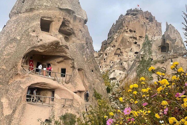 Cappadocia Red Tour: Private Car and Licensed Guide