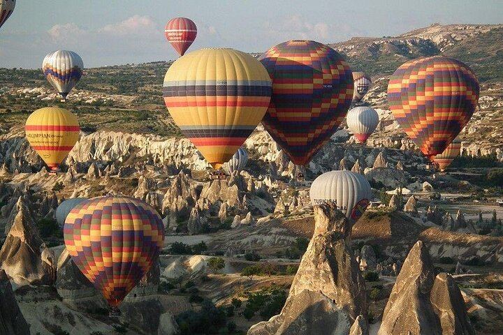 Cappadocia Sunrise Hot Air Balloon Flight with Hotel Pickup