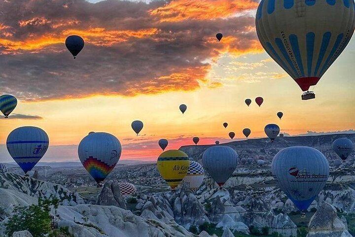 Cappadocia Sunrise Hot Air Balloon Flight with Hotel Pickup