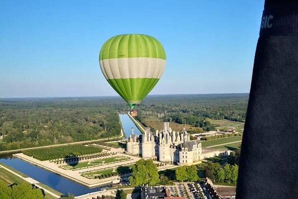 Loire Valley Balloon Flight over Chambord, Chenonceau or Cheverny