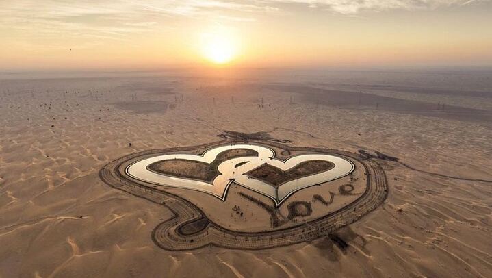 Deluxe Hot Air Balloon Flight Camel Ride, Breakfast & Transfer