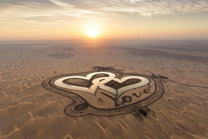 Deluxe Hot Air Balloon Flight Camel Ride, Breakfast & Transfer