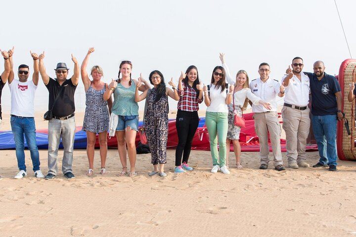 Deluxe Hot Air Balloon Flight Camel Ride, Breakfast & Transfer