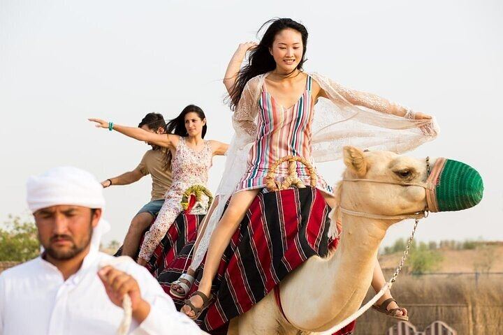 Dubai Hot Air Balloon Tour with Breakfast Camel Ride and Transfer