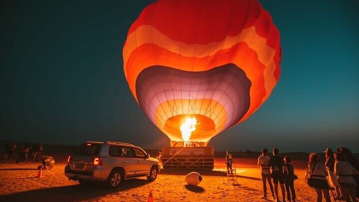Dubai Hot Air Balloon Tour with Breakfast Camel Ride and Transfer