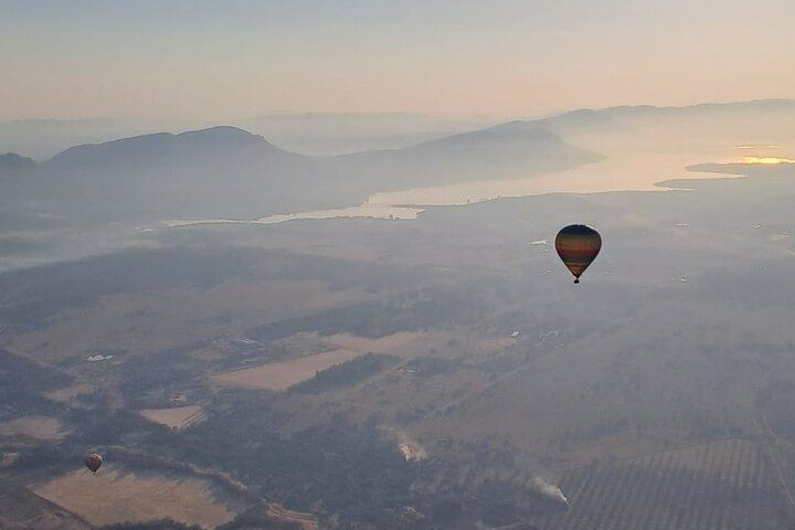 Early Morning Balloon Safari with Breakfast from Magaliesburg