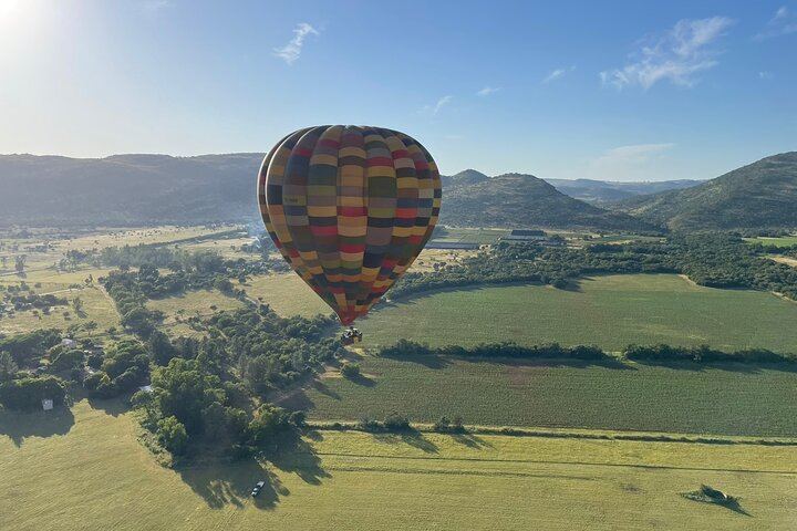 Early Morning Balloon Safari with Breakfast from Magaliesburg