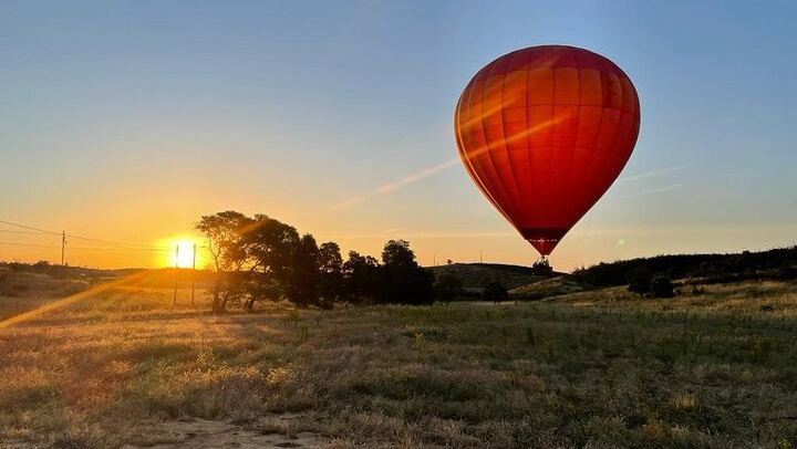 Exclusive Sunrise Hot Air Balloon Flight in Algarve _ JUST 2