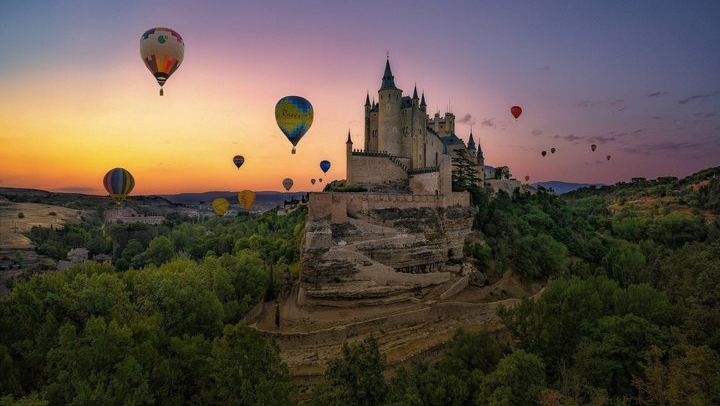 Hot Air Balloon Flight Over Segovia or Toledo