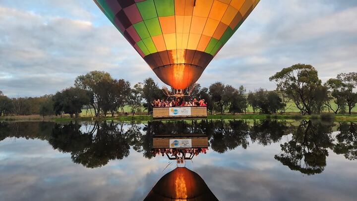 Hot Air Balloon Flights in Perth (Avon Valley) with breakfast