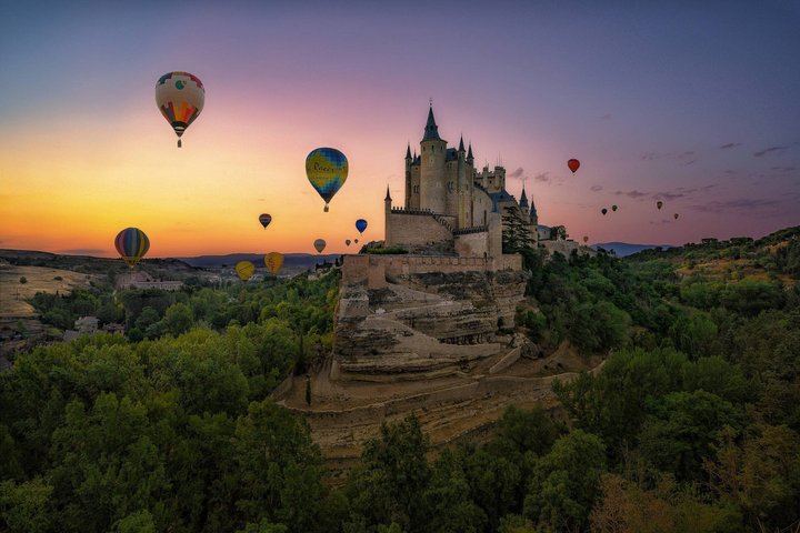 Hot Air Balloon Flight Over Segovia or Toledo