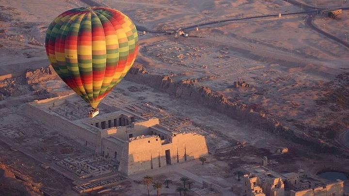 Heißluftballonfahrt in Luxor mit Transfers vom und zum Hotel inklusive (4/8)