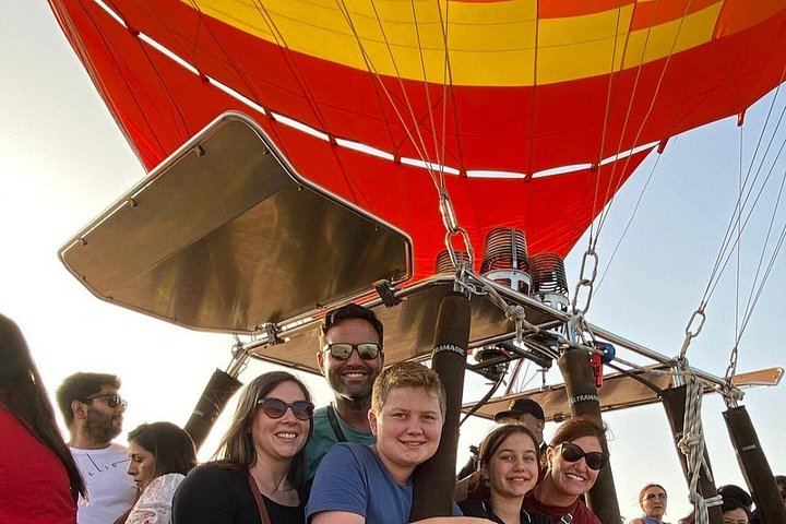 Hot Air Balloon Luxor: Take Off Before Sunrise