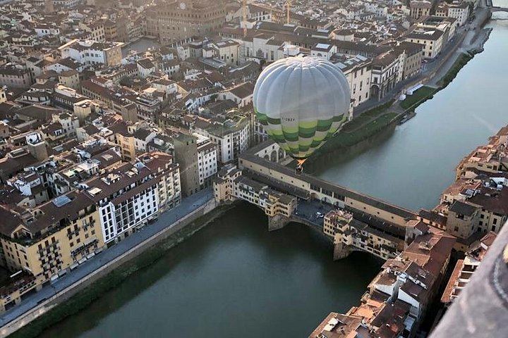 Hot Air Balloon over Florence: Duomo and Arno Views