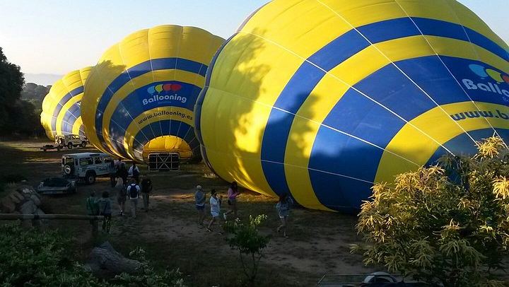 Hot Air Balloon Ride Catalonia with Barcelona Pickup